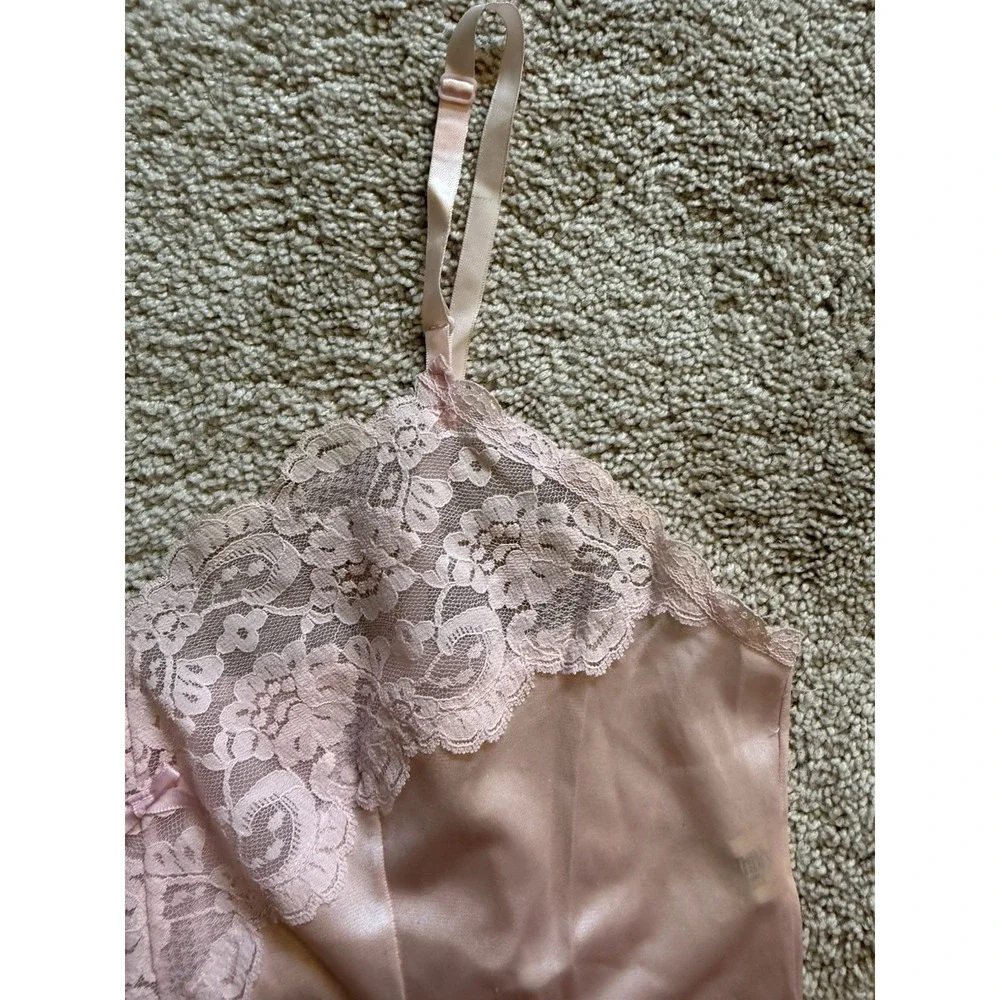 Gotham New York Pink Lace Camisole Size Medium READ‎